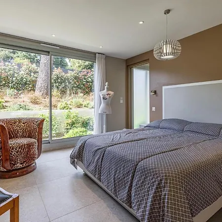 Ferienhaus Luxueuse Charleston - Vue Mer, Sauna Hammam Antibes