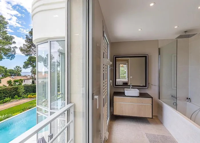 Luxueuse Charleston - Vue Mer, Sauna Hammam Feriehus Antibes