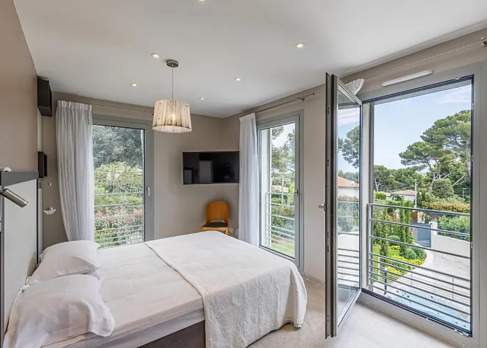 Luxueuse Charleston - Vue Mer, Sauna Hammam Feriehus Antibes